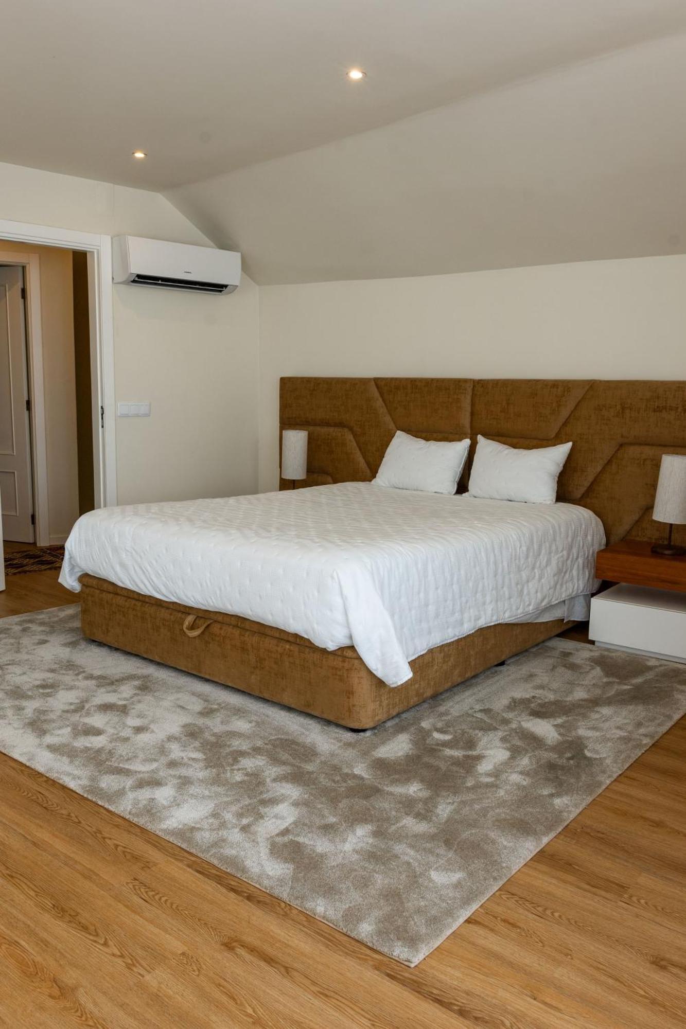 Apartamento Cava Do Viriato Deluxe Vişeu Exterior foto