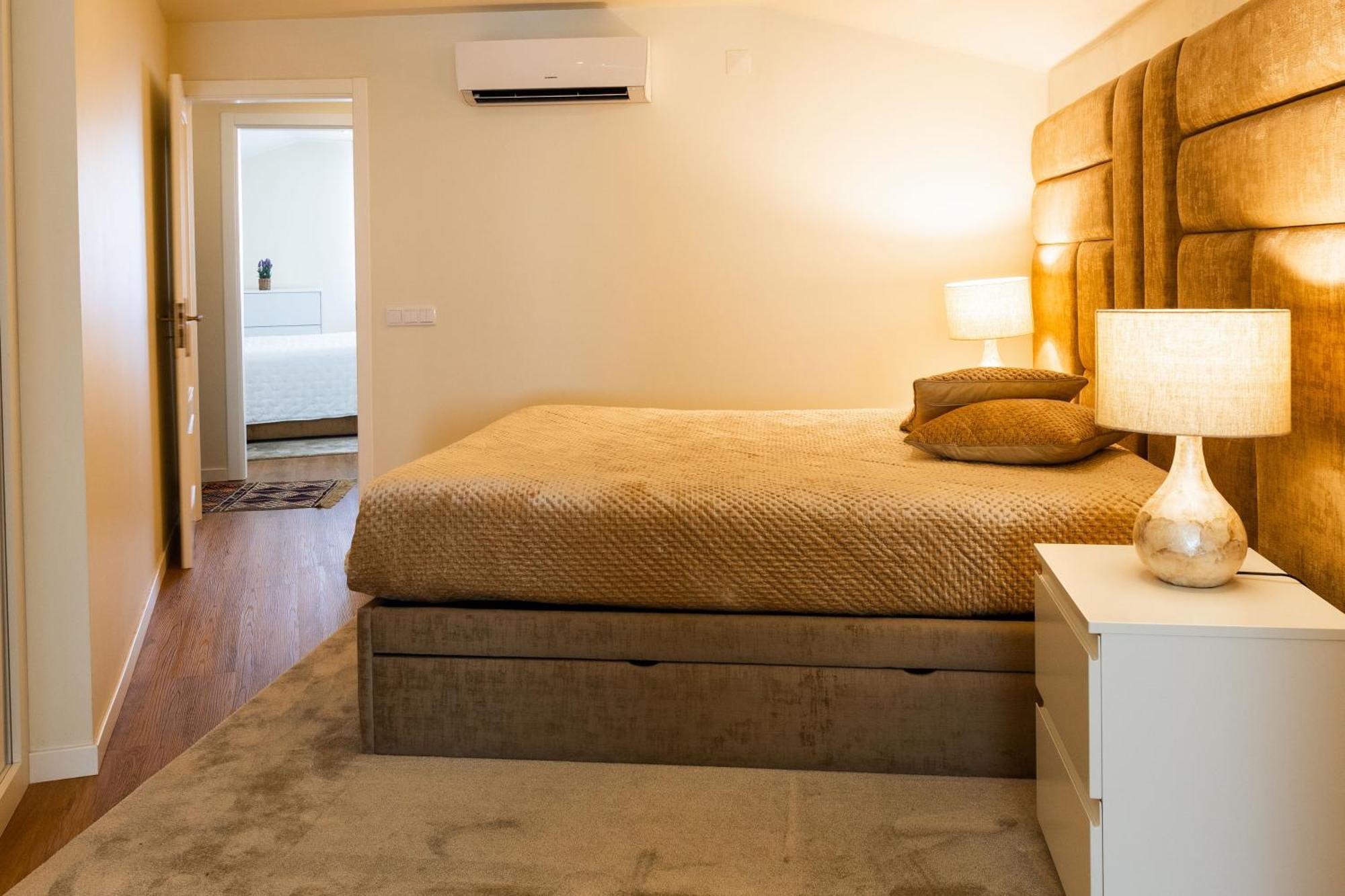 Apartamento Cava Do Viriato Deluxe Vişeu Exterior foto