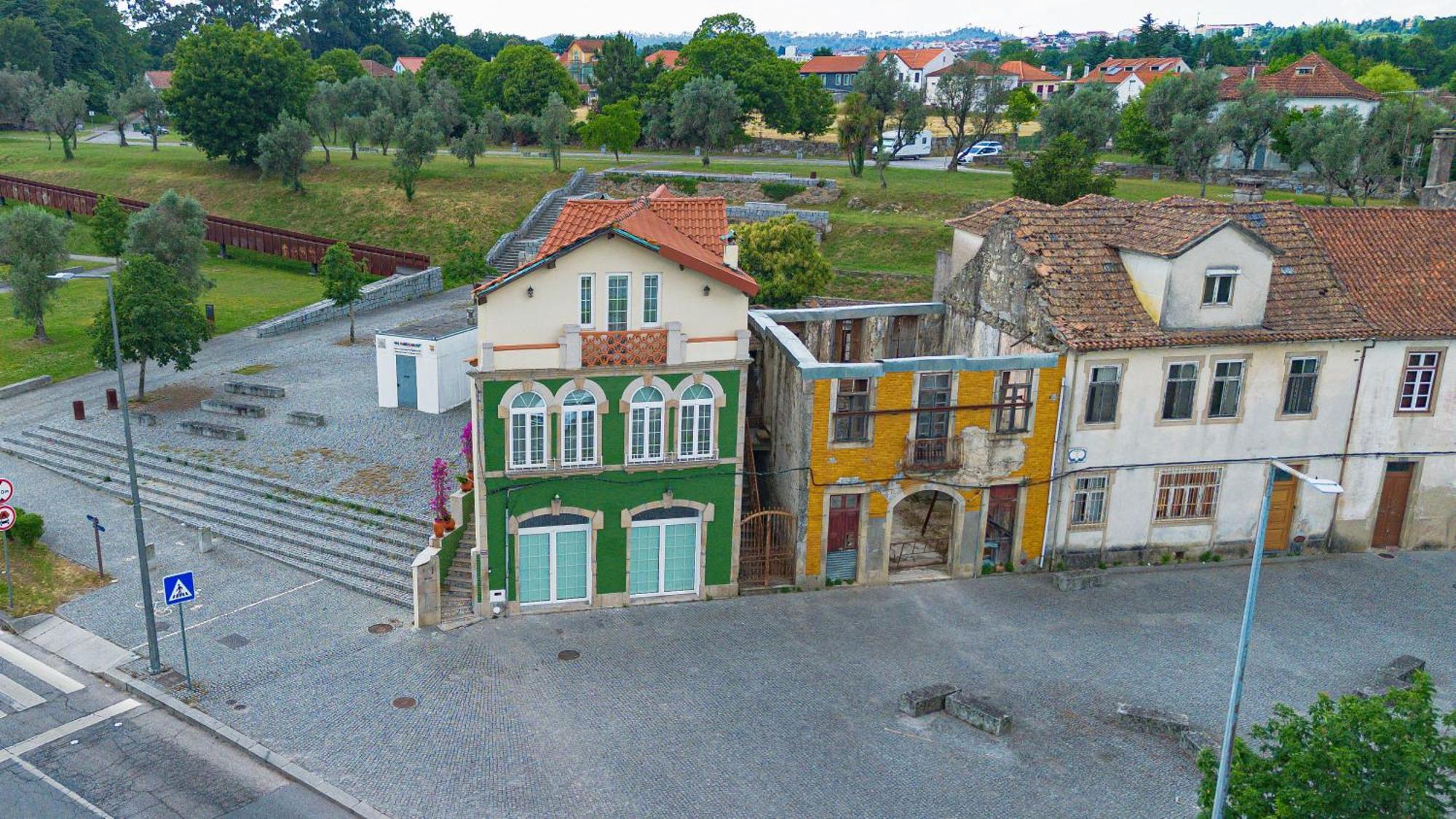 Apartamento Cava Do Viriato Deluxe Vişeu Exterior foto